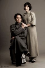 组图：张萌黄海冰情人大片出炉 战火下执子之手