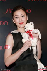 组图：周汶锜周丽淇姐妹聚首 连诗雅等同场