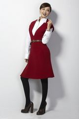 幻灯图：赵子琪贵气十足拍广告 关爱儿童勇往直前