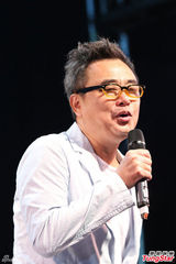 组图：陈升推第20张大碟 尝试清新风