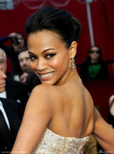 高清组图：《阿凡达》女主角佐伊秀紫色礼服