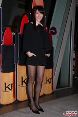 组图：Lisa S.赞彦祖性感 琦琦搏命当空中飞人