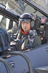 组图：《远去的飞鹰》热播 盘点空军制服诱惑