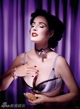 高清图：脱衣舞娘蒂塔-万-提斯性感内衣秀S曲线