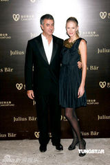 幻灯图：熊黛林李玟乐基儿何超仪等齐聚慈善晚宴