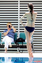 组图：亚洲超模玩转水下摄影 水下拍摄婉若蛟龙