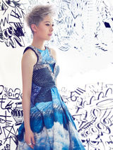 海清白发魔女大片 率性打扮清新妩媚