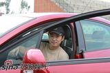 幻灯图集：高鑫拍摄时尚大片 谁说香车只能配美女