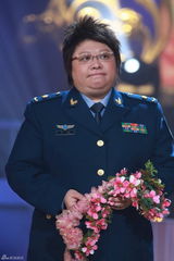 高清图：非凡女人盛典举行 郎平韩红女飞行员等获奖