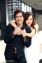 幻灯组图：齐秦透露明年想结婚 新娘人选尚没着落