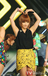 组图：《冠军秀》现场公开WGDal shabet登台争艳