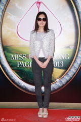 组图：港姐举行第一轮面试 候选佳丽水平参差