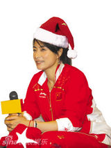 组图：盘点众大牌女明星经典旧日圣诞装