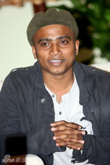 幻灯：阿库汉姆舞团重返北京 《相聚》巡演全球谢幕