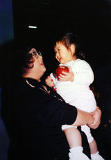 组图：沈殿霞逝世五周年 经典旧照忆肥肥