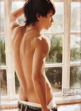 策划：上杂志被脱光的日本一线男星 全裸肉搏战