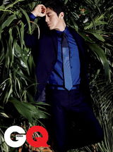 组图：韩星高修最新时尚大片 简约西装突显魅力