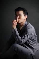 组图：型男蒋毅时尚写真大片 显独特时尚魅力