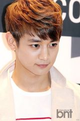 组图：SHINee等众星亮相时装品牌开店仪式