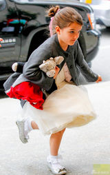 策划：明星宝宝着装大PK 小七苏瑞领衔萌妹子