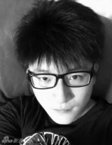 组图：50岁黄安18岁儿子近照曝光 帅气胜老爸