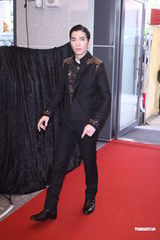 组图：柯震东萧亚轩同场不同台 蔡依林恐吓媒体