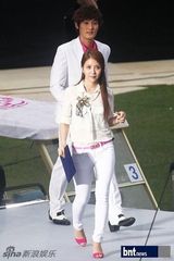 组图：SM巡演SJ少时等火辣劲爆 现场玩变装