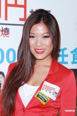 组图：澳洲八模卖西方美 出写真坚拒露点