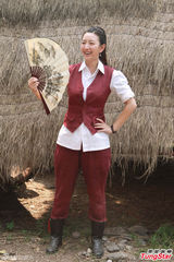 组图：唐一菲澄清怀孕传闻 祝福姚晨爱子