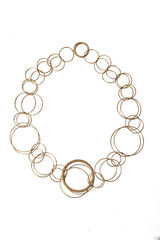 组图：2011年时尚芭莎慈善拍卖品