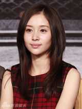 组图：《李献计》首映 王子文蓬蓬裙秀青春