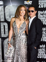 幻灯图：安室奈美惠亮相世界音乐颁奖礼 展东方魅力