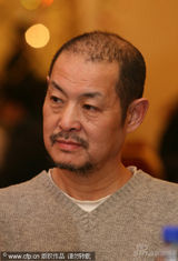 幻灯：《团圆》主创启程赴柏林 导演主演编剧齐亮相