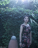 组图：刘思彤最新古典写真 温婉大气韵味十足