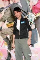 幻灯图集：李绮红不怕走光 曹敏莉欢迎追求者表白