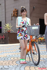 组图：AKB48三成员亮相台北 青春靓丽引围观