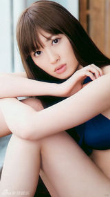 组图：AKB48小岛阳菜性感美乳照集合 深沟诱人