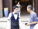 组图：韩载硕加盟《周先生》 韩流始祖示爱成龙