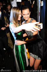 组图：baby秦岚东方魅力纽约pk阿凡达女星
