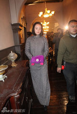 组图：王学圻蒋勤勤《姥爷的抗战》热拍