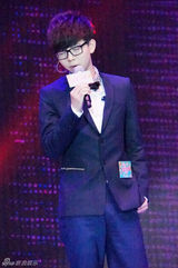 组图：胡夏宣传专辑 亮相新城颁奖礼勇夺二奖