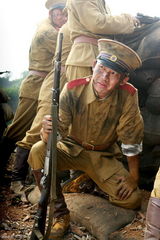 高清图：《兄弟英雄》聂远灰头土脸颠覆形象