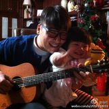 组图：马可爱女曝光 骑脖当有爱奶爸