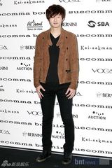 组图：李东旭车胜元等众星盛装出席首尔时装周 