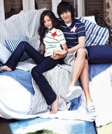 高清组图：李民浩文彩苑代言 亲密恩爱阳光活力