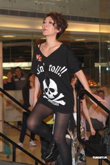 组图：无线《拳王》将播 郑嘉颖否认内地赚3千万