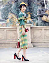 组图：许茹芸徜徉巴黎街头感受浪漫气息