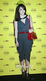 组图：金正恩权相佑(权相宇)等出席时尚品牌发布会