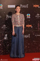 组图：群星亮相金像红毯 汤唯领衔众女星斗艳