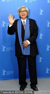 幻灯图：《弟弟》柏林发布会 吉永小百合和服亮相